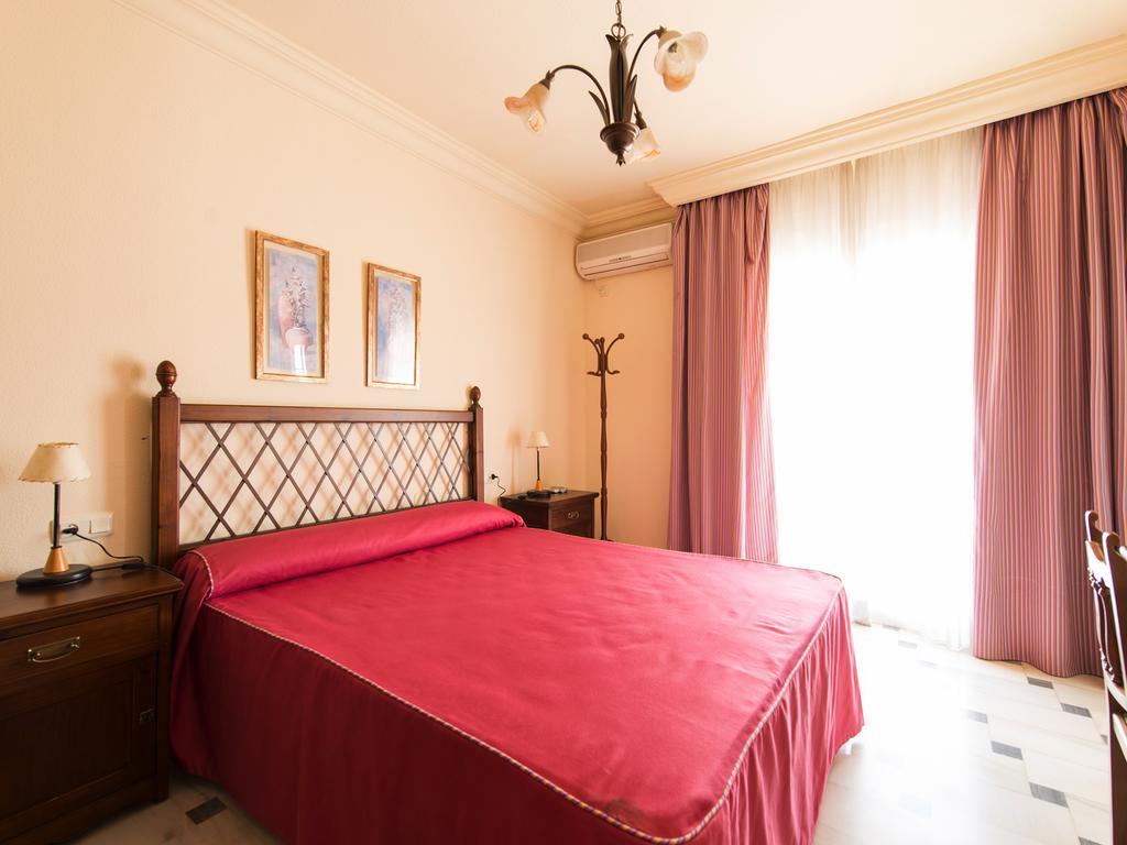 Hostal San Francisco Granja de Torrehermosa المظهر الخارجي الصورة