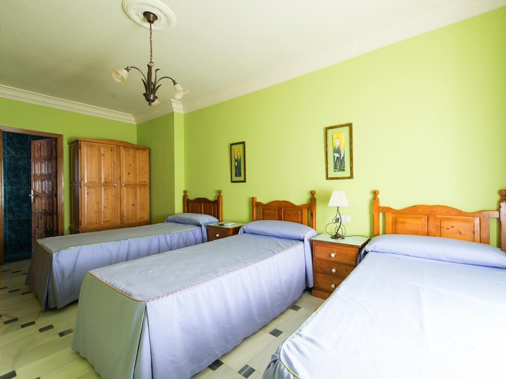 Hostal San Francisco Granja de Torrehermosa الغرفة الصورة